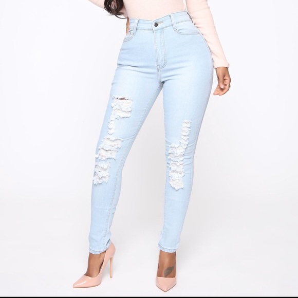 Light Wash Distressed Fashion Nova Jeans - Picture 10 of 16